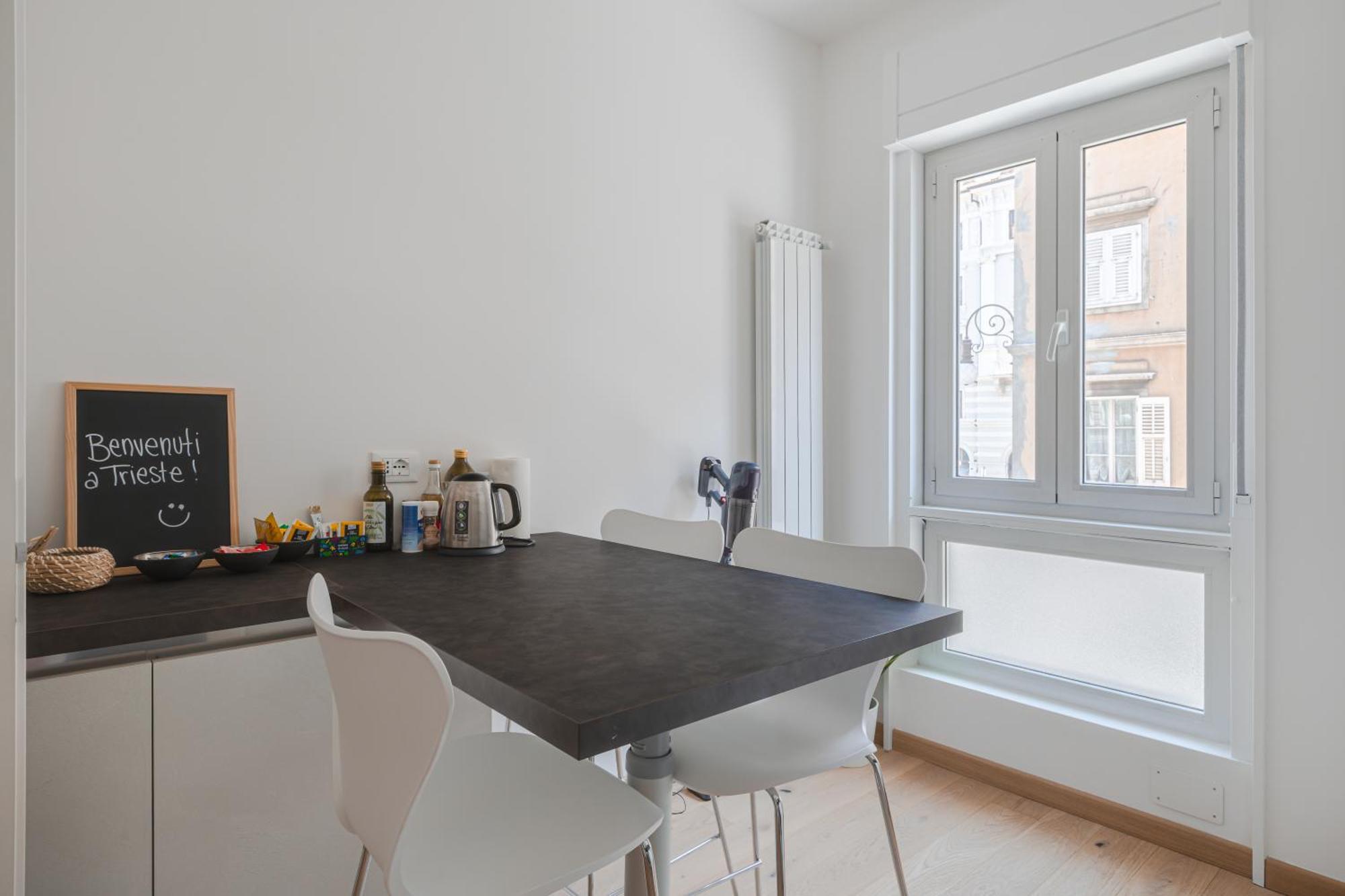 Joyce 17 - Centro Apartment Triest